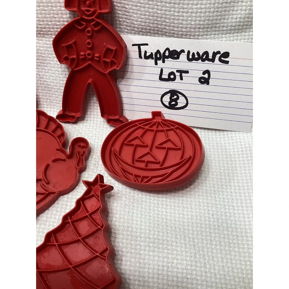 Tupperware Holiday Red Cookie Cutters w Handles Set of 8 Vintage